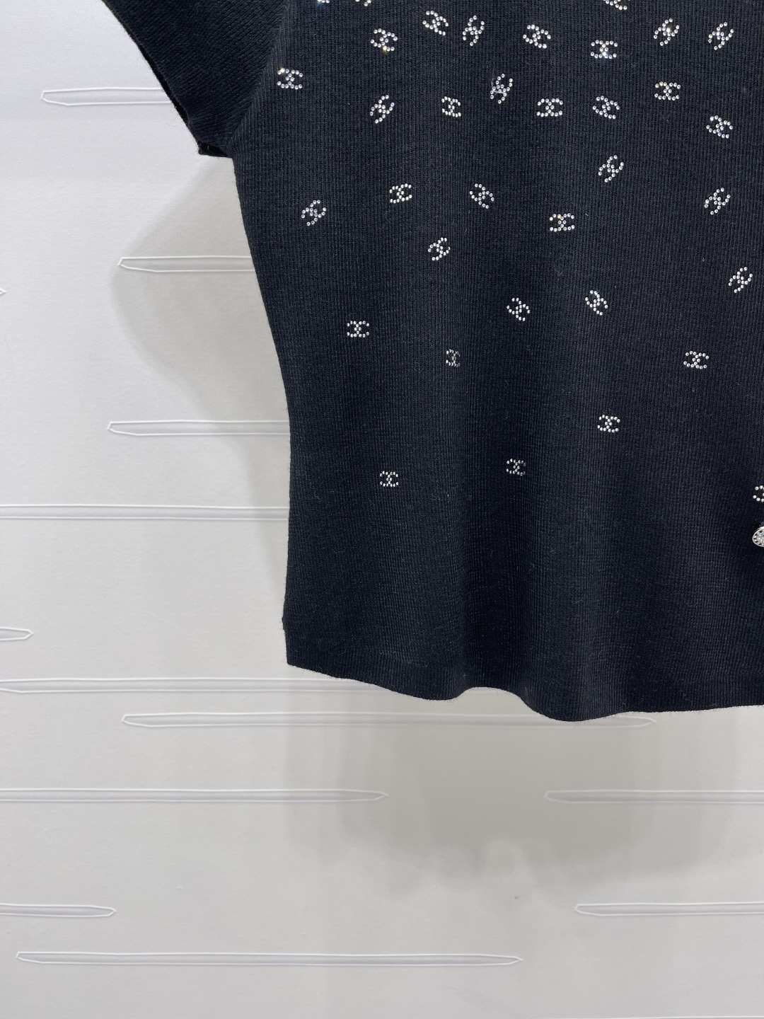 Women's short sleeves